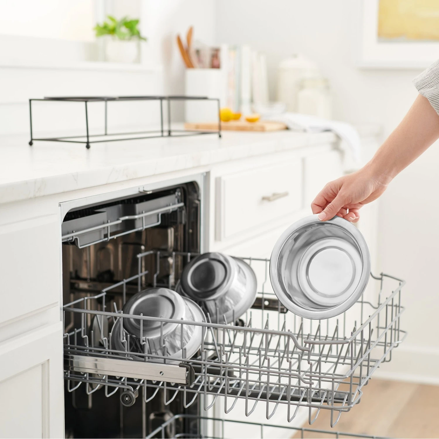 Frisco Multi Pet Feeding 3-Bowls Straight Stainless Steel Dog & Cat Bowl 8 Frisco Multi Pet Feeding 3-Bowls Straight Stainless Steel Dog & Cat Bowl - Image 6