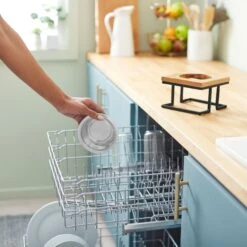 Frisco Premium Wood Elevated Single Dog & Cat Bowl 14 Frisco Premium Wood Elevated Single Dog & Cat Bowl -Frisco 331493 PT6. AC SS1800 V1657656892