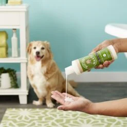 Buddy Wash Relaxing Green Tea & Bergamot Dog Shampoo & Conditioner & Frisco Rubber Duckie Dog & Cat Curry Brush -Frisco 826422 PT4. AC SS1800 V1682018059
